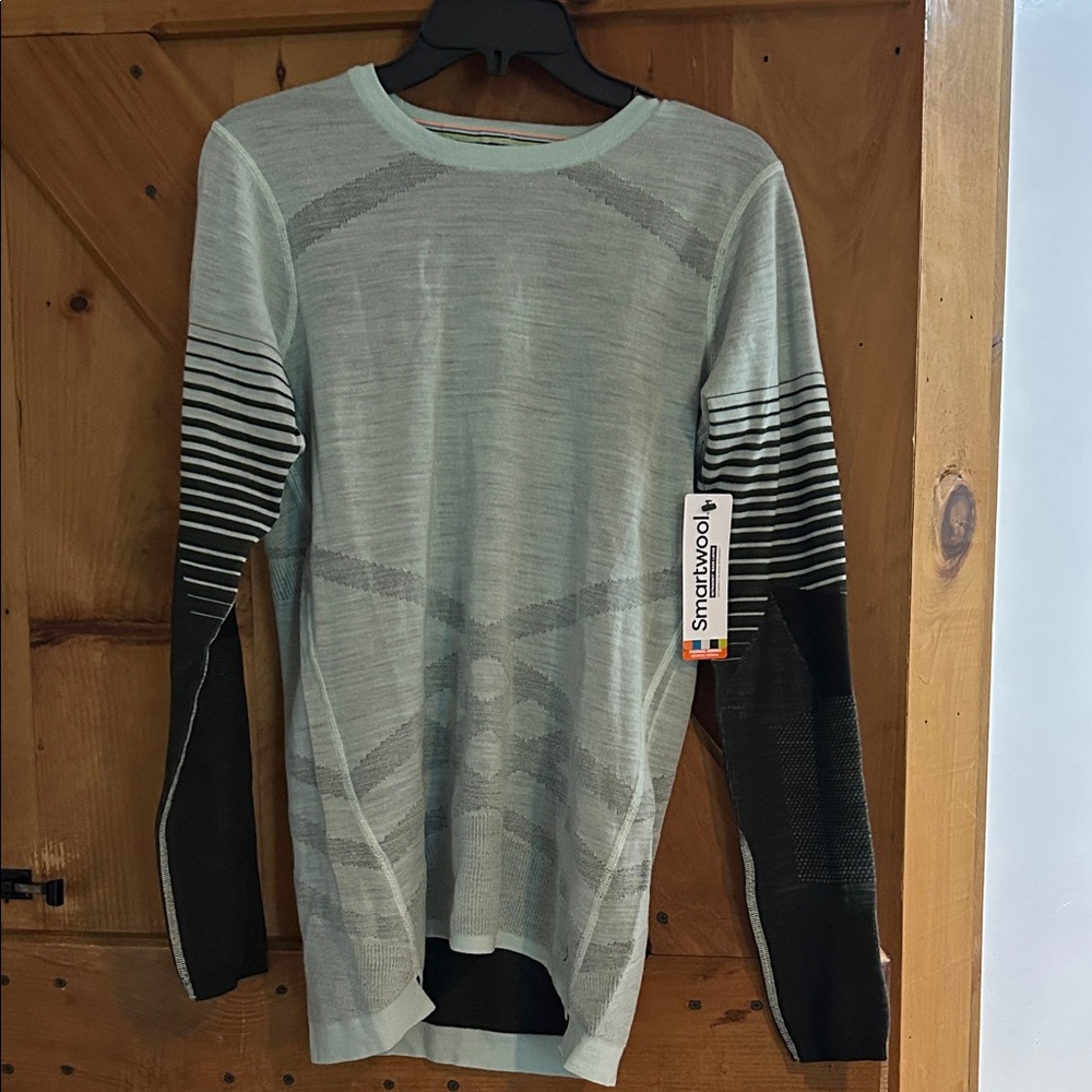 Smartwool Light Gray and Black Patterned Sweater